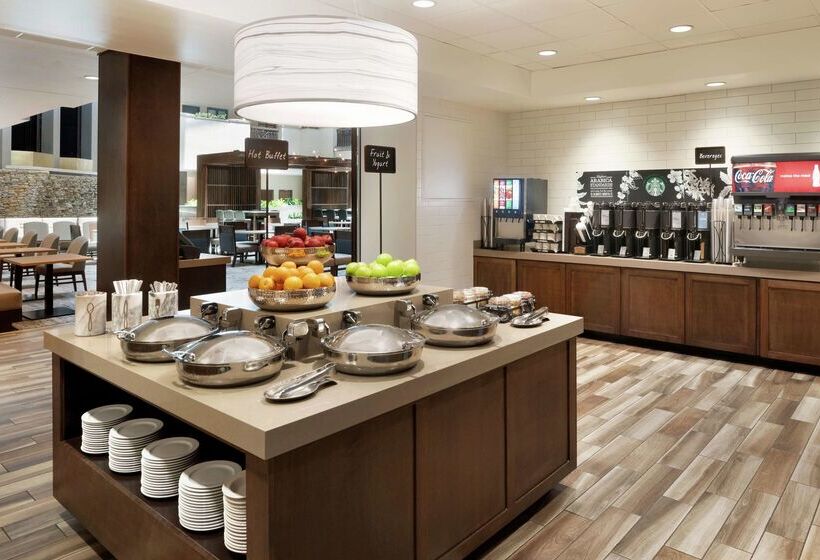 فندق Embassy Suites By Hilton Atlanta Alpharetta