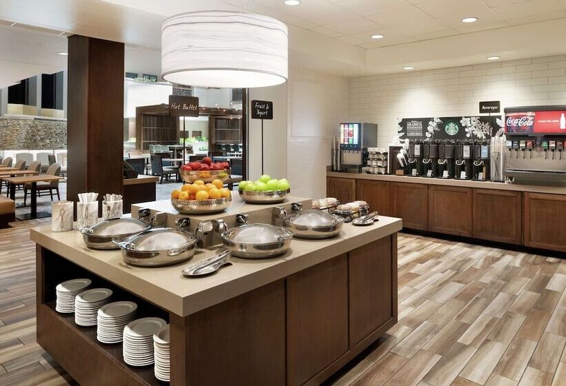 فندق Embassy Suites By Hilton Atlanta Alpharetta