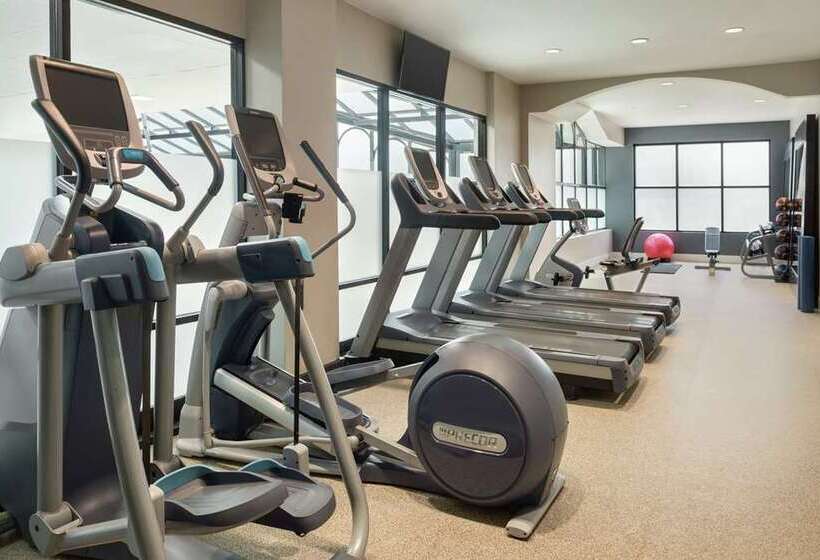 فندق Embassy Suites By Hilton Atlanta Alpharetta