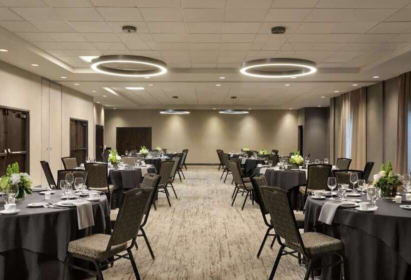 فندق Embassy Suites By Hilton Atlanta Alpharetta