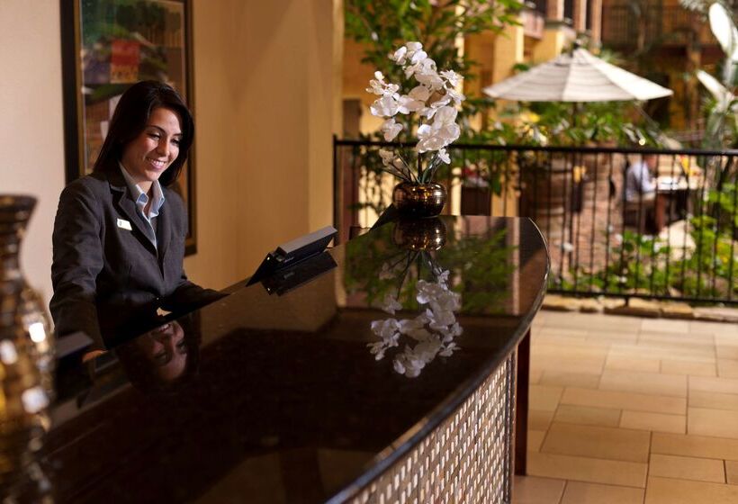 호텔 Embassy Suites Lubbock