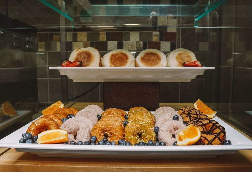 호텔 Embassy Suites Lubbock