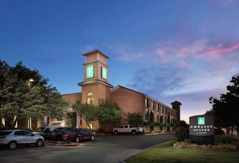 호텔 Embassy Suites Lubbock