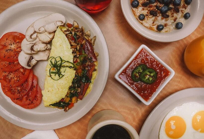 호텔 Embassy Suites Lubbock