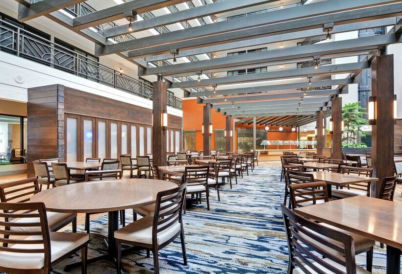 호텔 Embassy Suites By Hilton Minneapolisairport