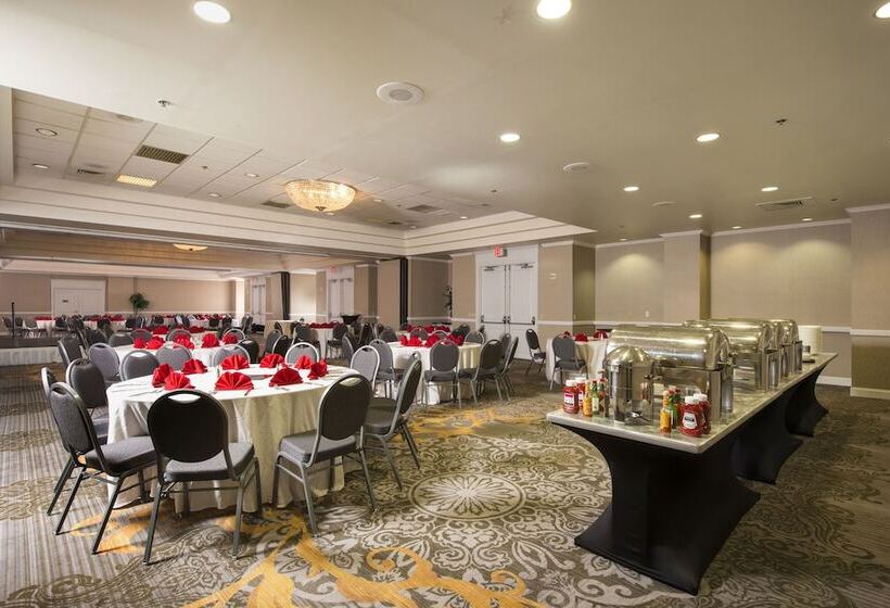 Отель Embassy Suites By Hilton Newark Wilmington South