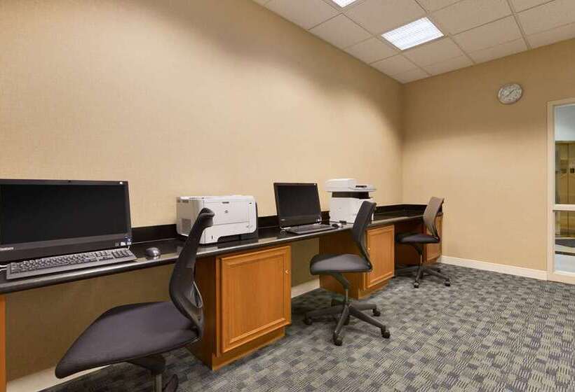 Отель Embassy Suites By Hilton Newark Wilmington South