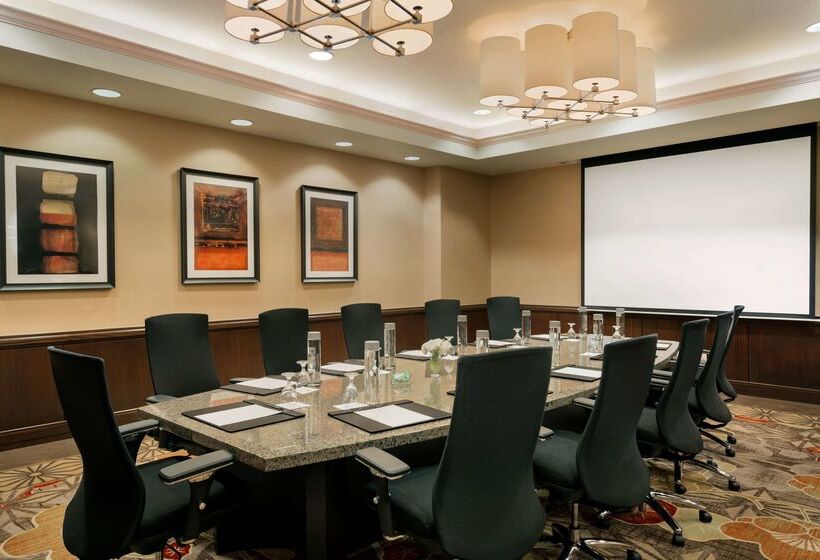 فندق Embassy Suites Los Angeles Glendale