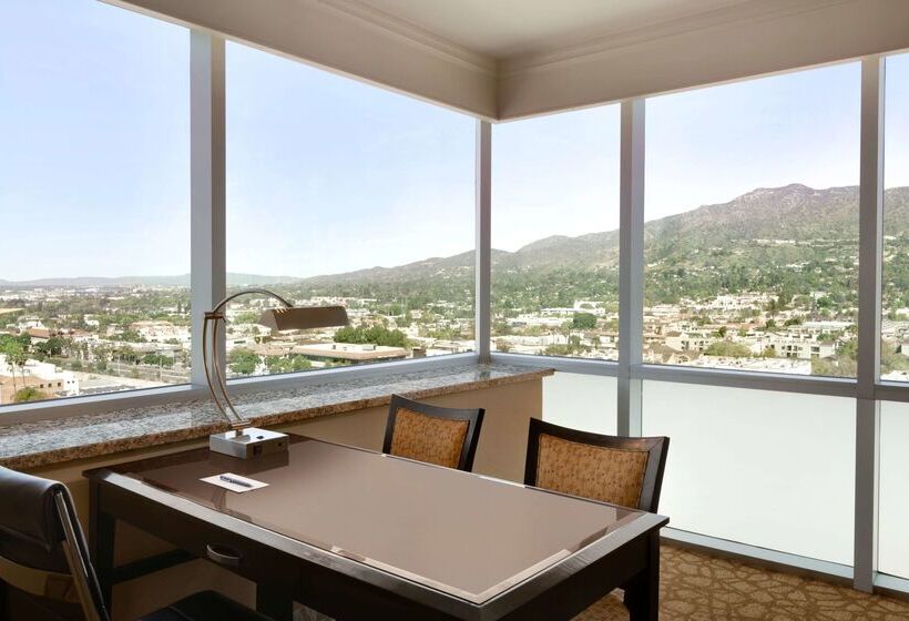 فندق Embassy Suites Los Angeles Glendale