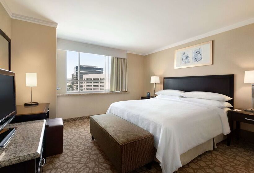 فندق Embassy Suites Los Angeles Glendale