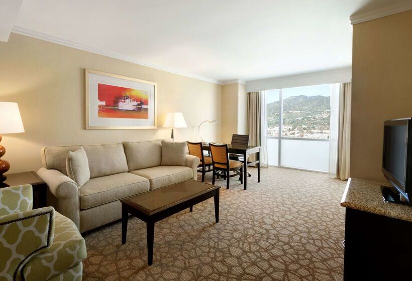 فندق Embassy Suites Los Angeles Glendale
