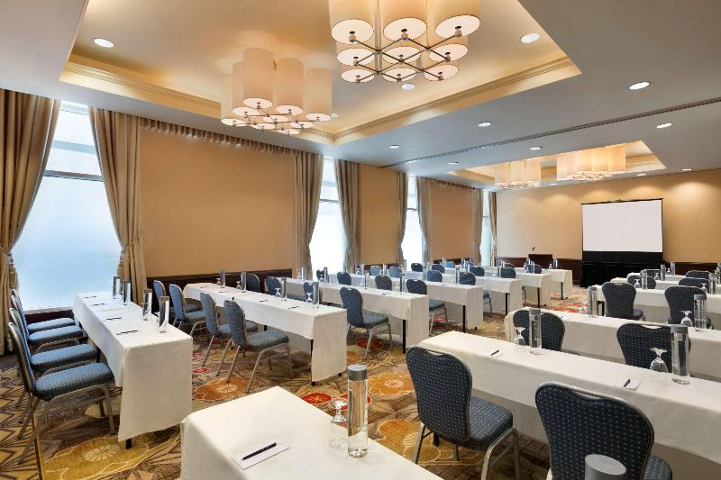 فندق Embassy Suites Los Angeles Glendale