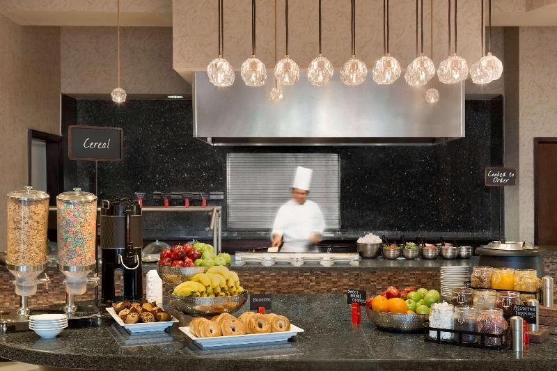 فندق Embassy Suites Los Angeles Glendale