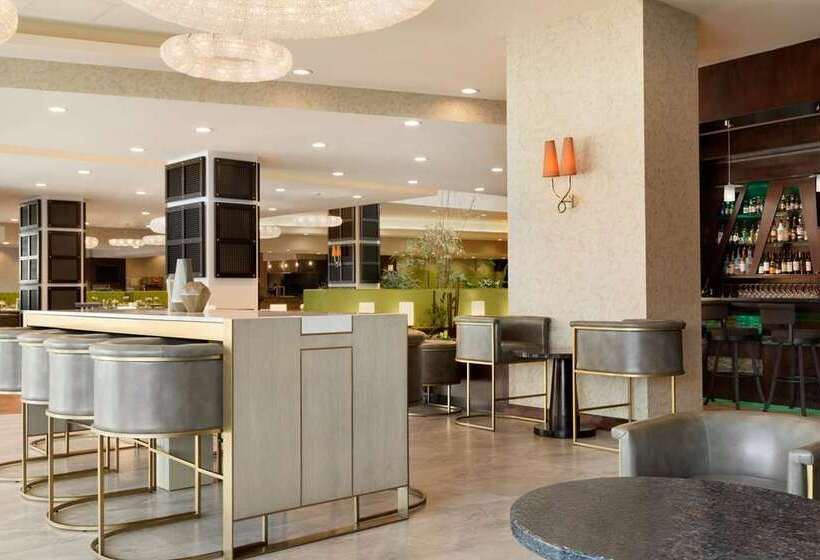 فندق Embassy Suites Los Angeles Glendale