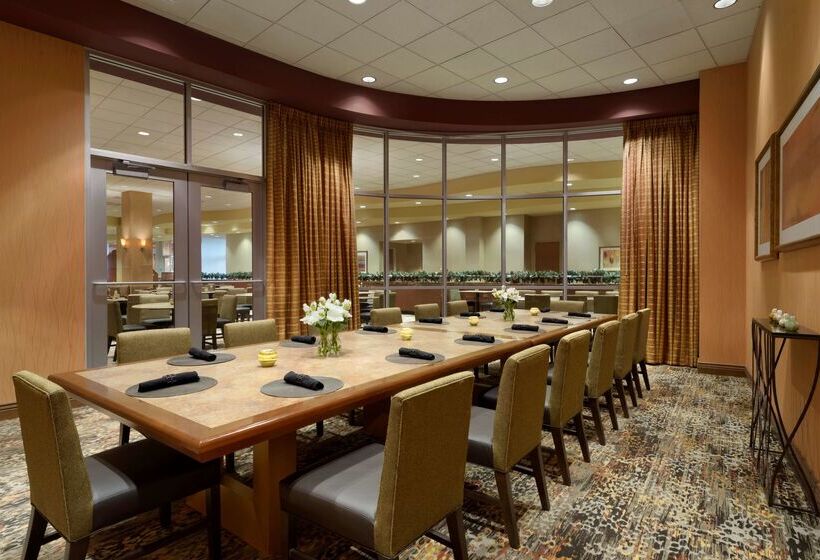 Embassy Suites Omaha La Vista/hotel & Conference Center