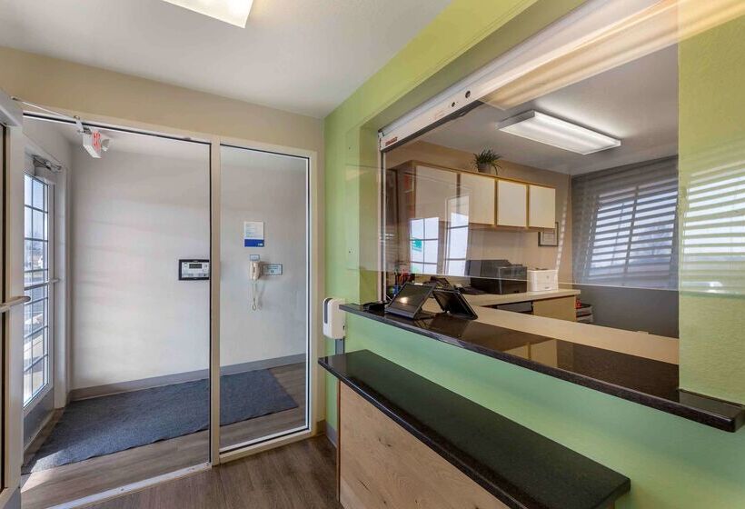 فندق Extended Stay America Select Suites  Cleveland  Avon