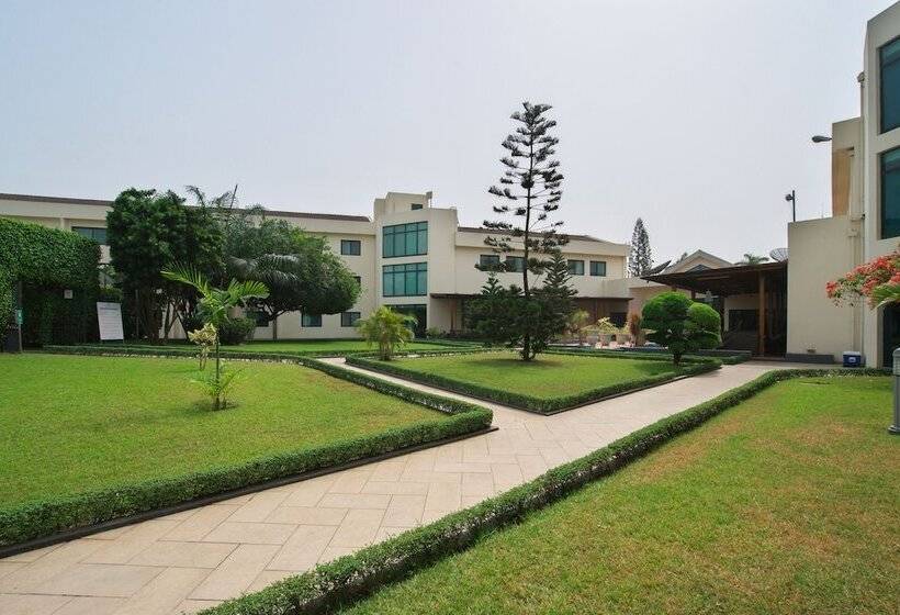 هتل Fiesta Royale