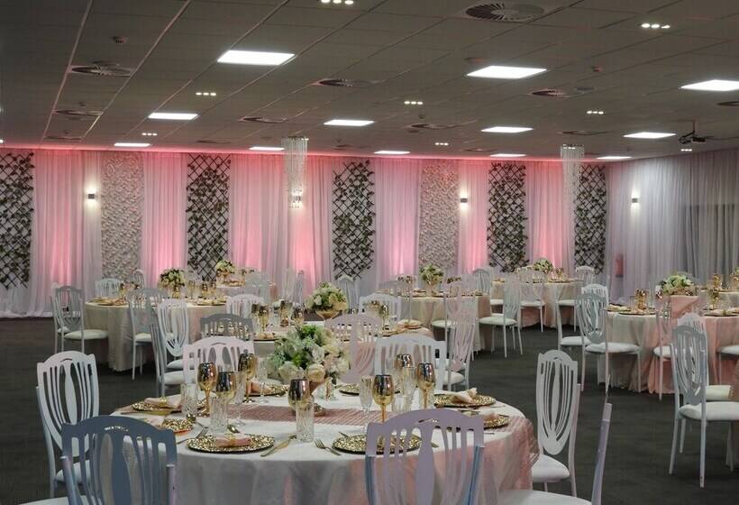 هتل Fiesta Royale