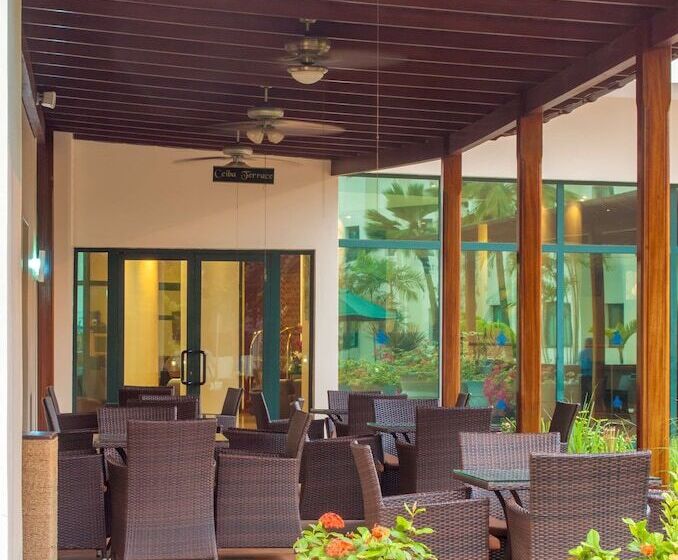 هتل Fiesta Royale