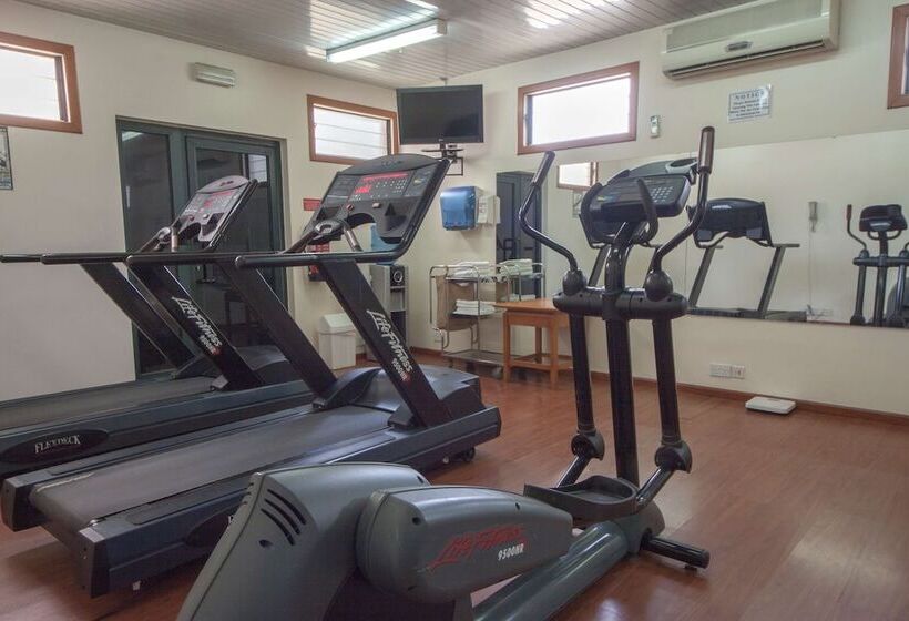 هتل Fiesta Royale