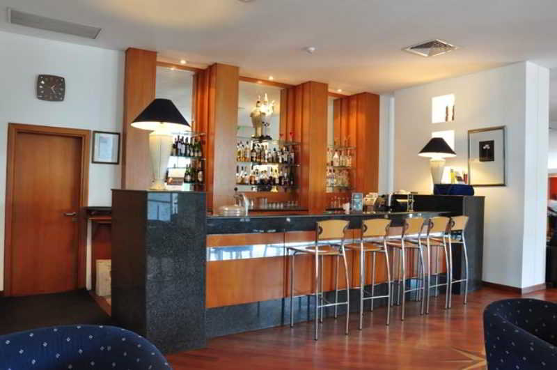 هتل Fiesta Royale