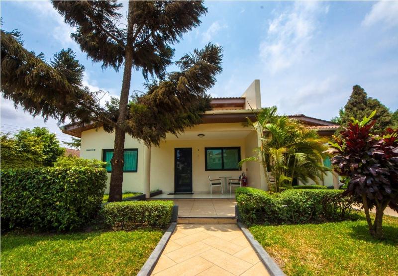 هتل Fiesta Royale