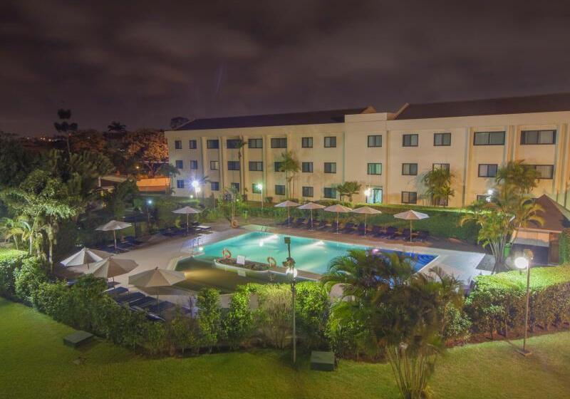 هتل Fiesta Royale