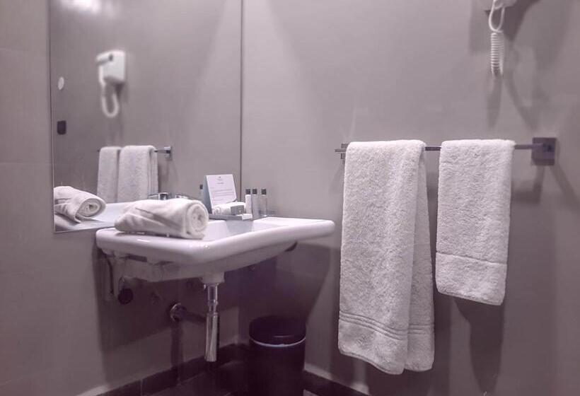 هتل Fiesta Royale