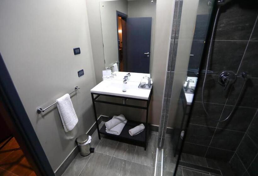 هتل Fiesta Royale