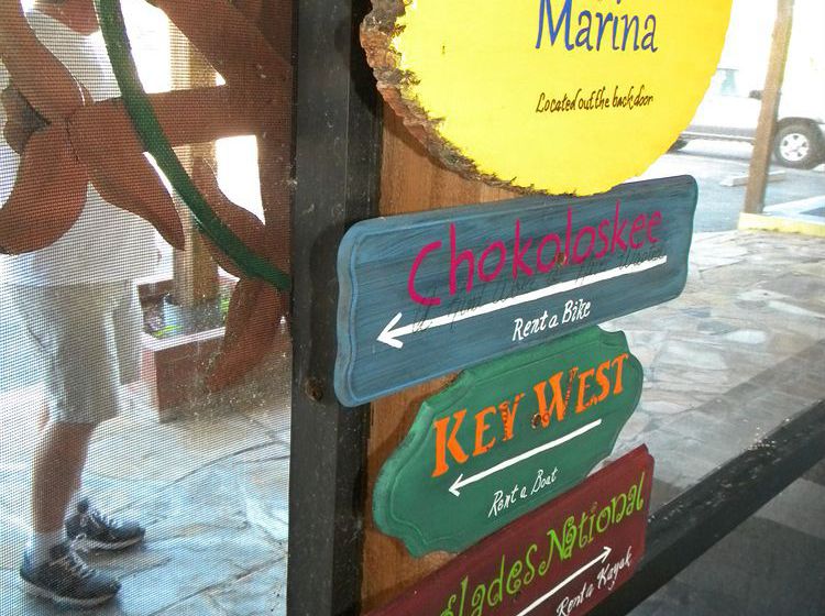 فندق Glades Haven Cozy Cabins