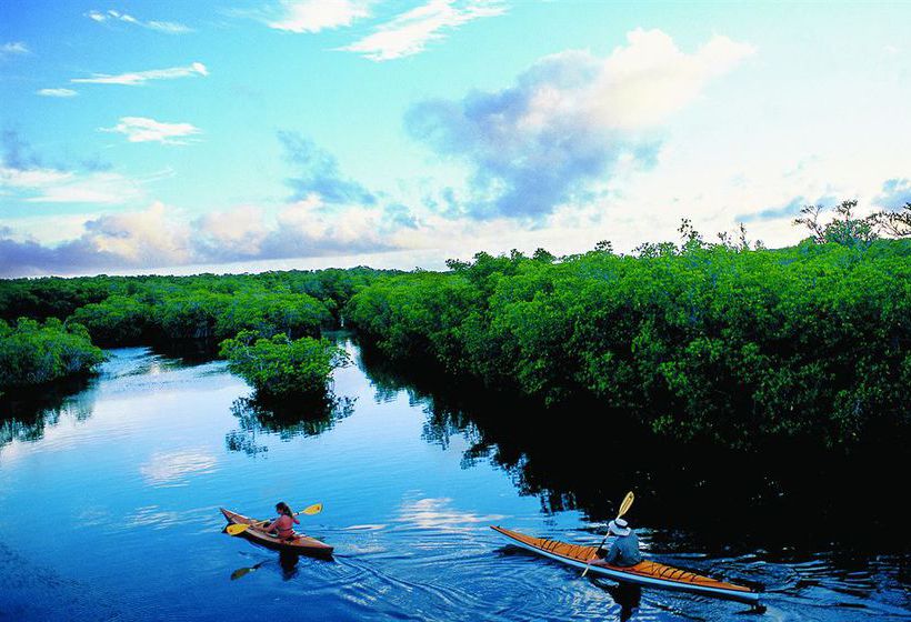 فندق Glades Haven Cozy Cabins