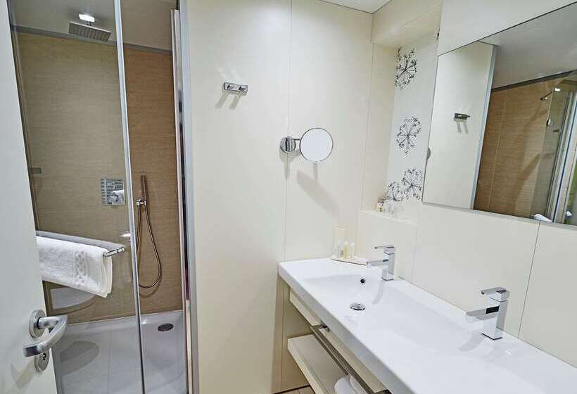 Отель Golden Tulip Amnéville   Hôtel Spa & Casino