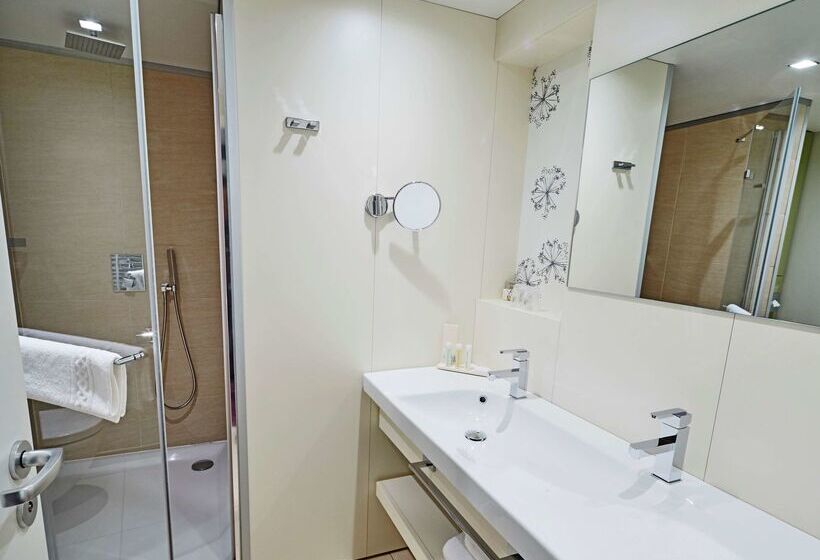 Отель Golden Tulip Amnéville   Hôtel Spa & Casino