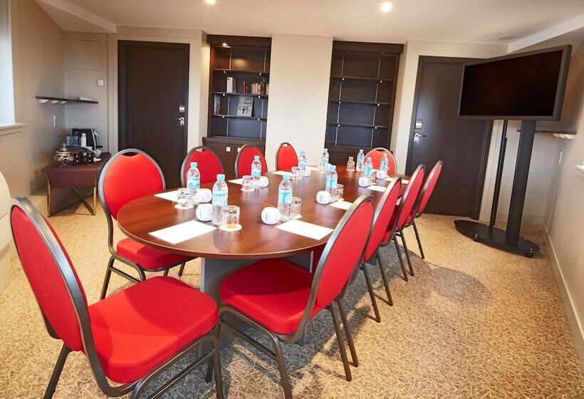 Отель Golden Tulip Amnéville   Hôtel Spa & Casino