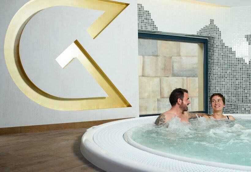 Отель Golden Tulip Amnéville   Hôtel Spa & Casino