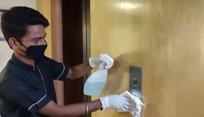 Goldfinch Hotel Delhi Ncr