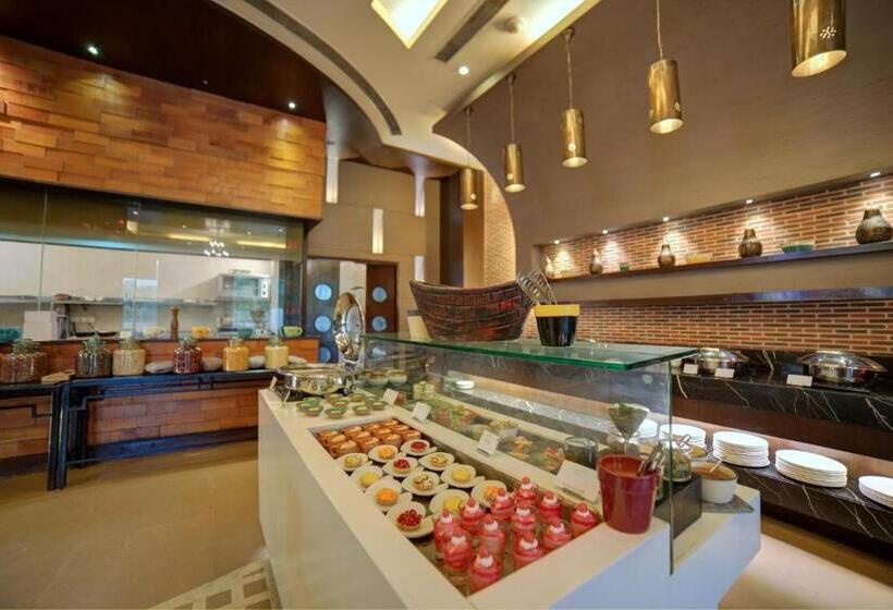 Goldfinch Hotel Delhi Ncr