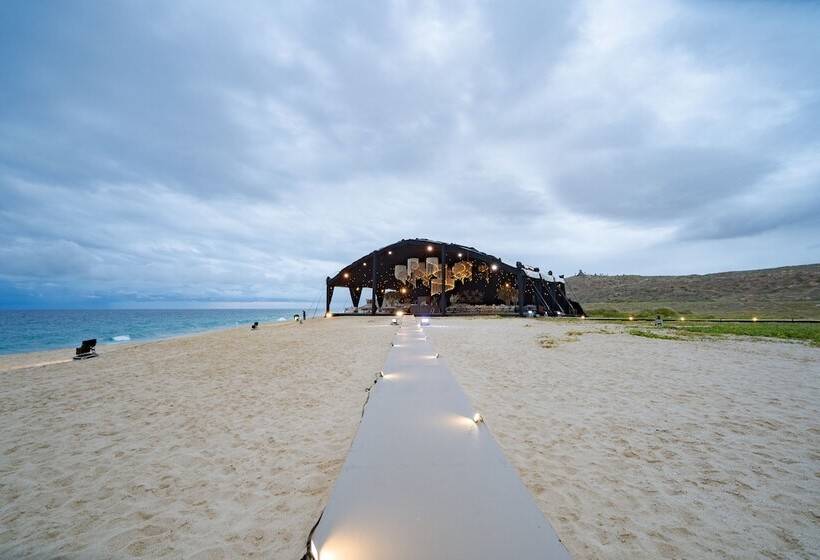 Guaycura Boutique Hotel, Beach Club & Spa