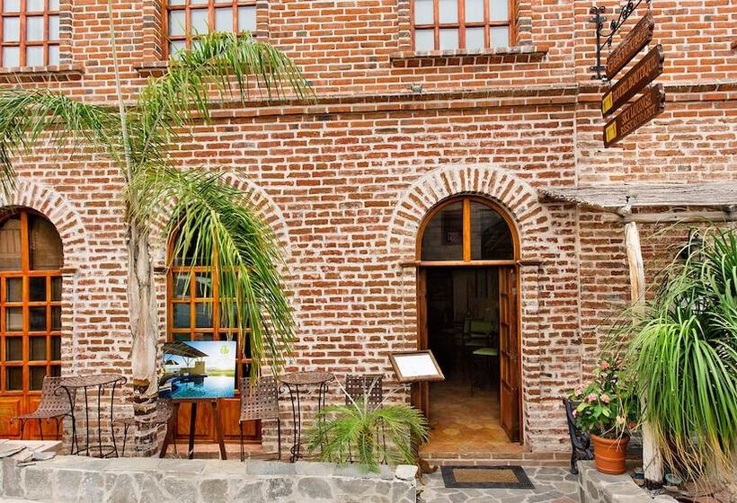 Guaycura Boutique Hotel, Beach Club & Spa