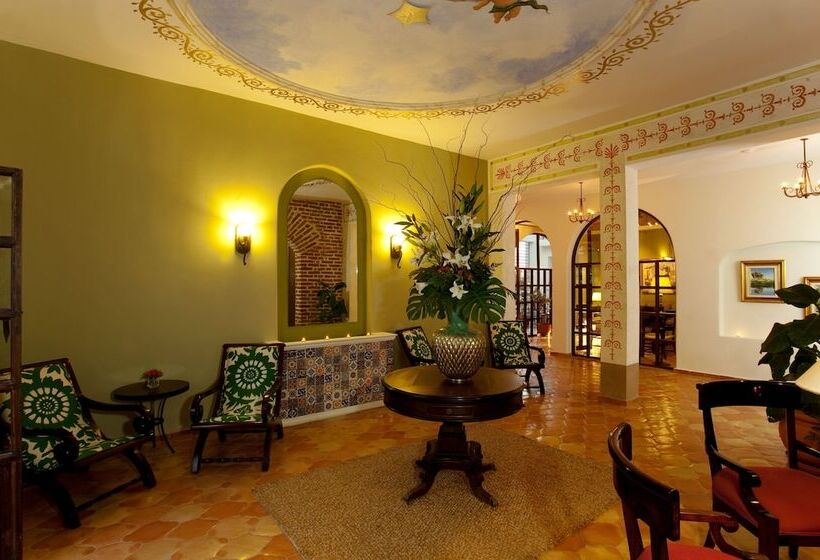 Guaycura Boutique Hotel, Beach Club & Spa