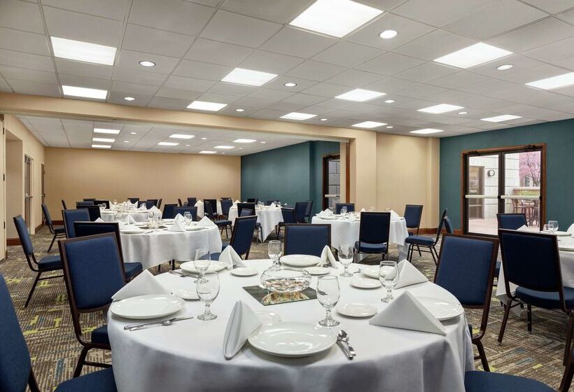 فندق Hampton Inn & Suites Frederick Fort Detrick