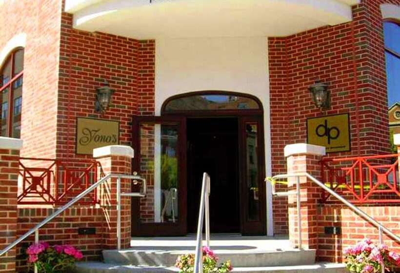 בית מלון כפרי Hampton Inn & Suites Albany Downtown