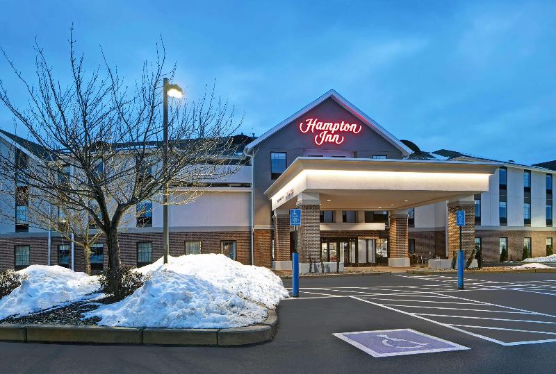 فندق Hampton Inn Westfield