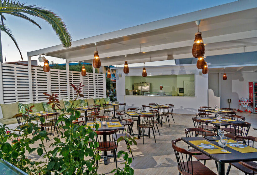 호텔 Happy Days Beach