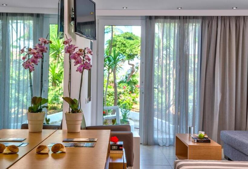 호텔 Happy Days Beach