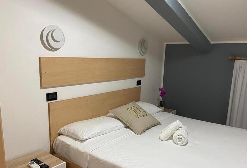 בית מלון כפרי Hc Resort Lignano