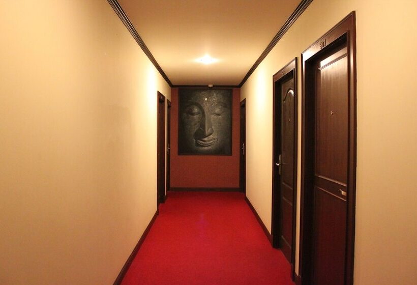 בית מלון כפרי Hemingway S