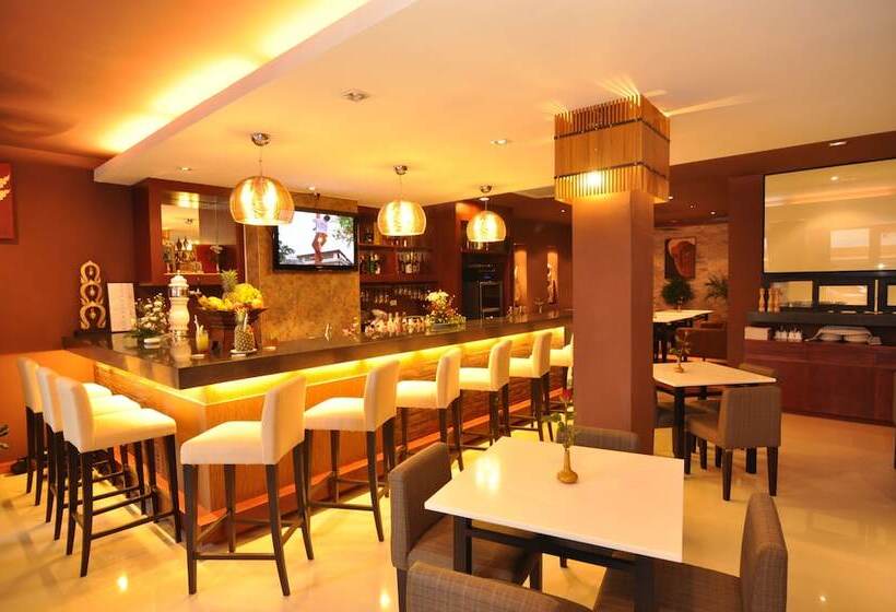 فندق Hemingway S