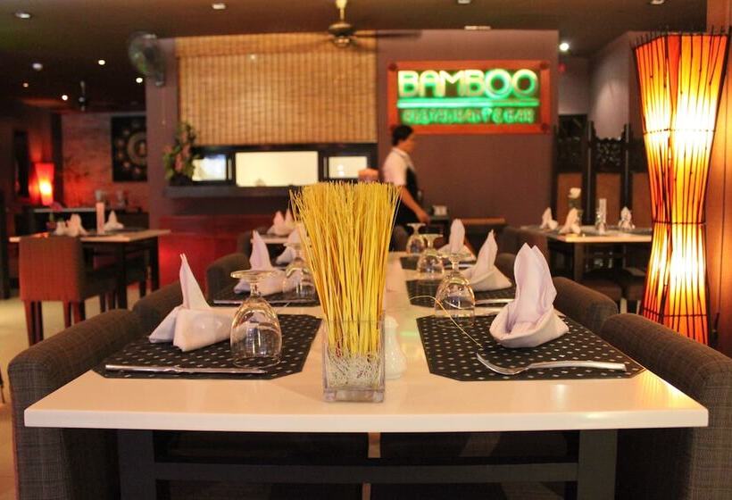 בית מלון כפרי Hemingway S