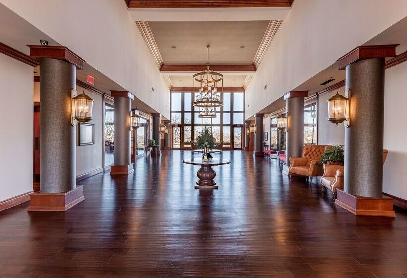 هتل Hilton Branson Convention Center